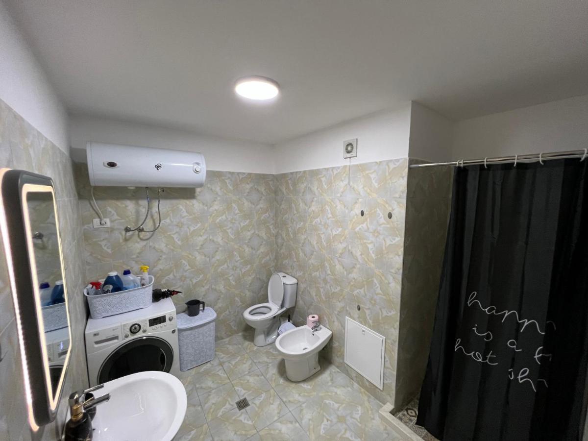 Apartament Lift @Vollga With Bbq And Patio Durrës Zewnętrze zdjęcie